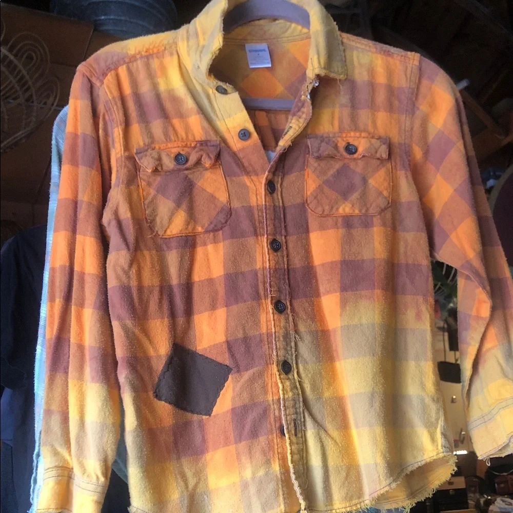 Men's Plaid Button-Up Shirt Jacket in Yellow and Brown